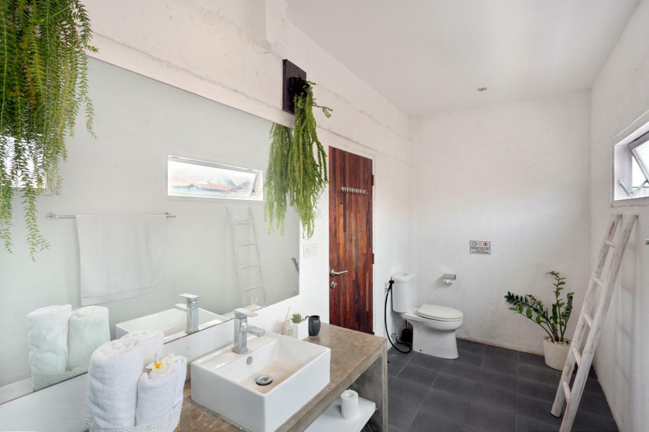 Takeoff Surf Camp & Hotel Canggu Εξωτερικό φωτογραφία